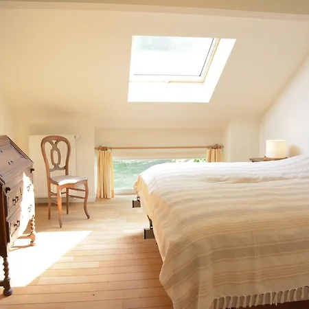 Beautiful Ardennes House In Quiet Area 度假居 *