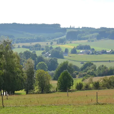 Beautiful Ardennes House In Quiet Area 度假居 *